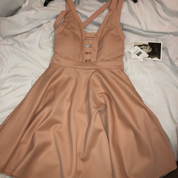 Womens pink mid length dress - Picture 1 of 4